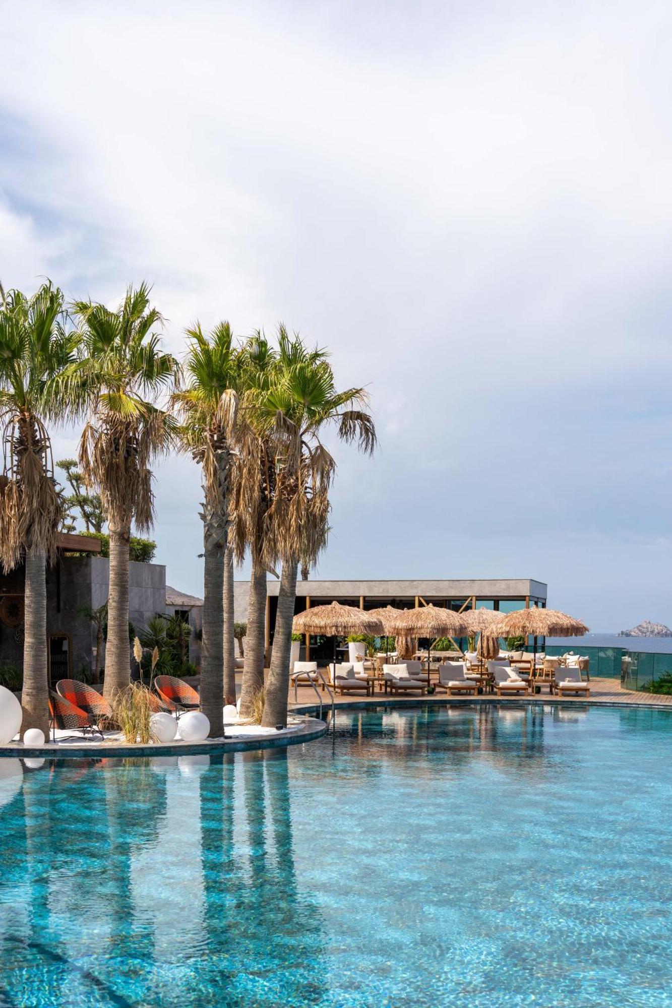 Root Redrock Yalikavak Villa ภายนอก รูปภาพ