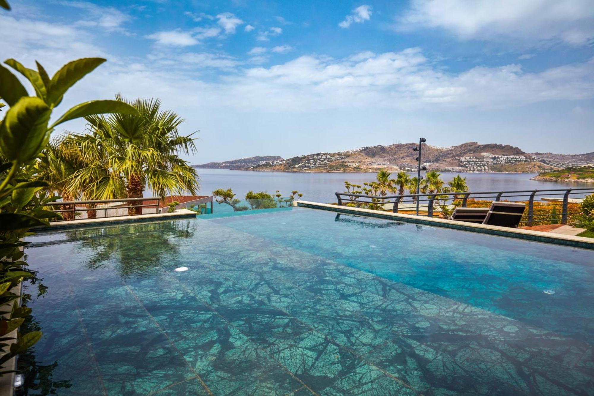Root Redrock Yalikavak Villa ภายนอก รูปภาพ